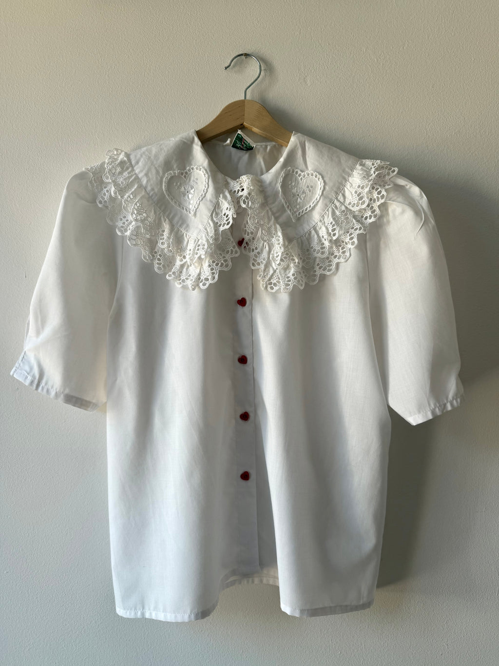 CAMICIA ROMANTICA CON MAXI COLLETTO A CUORE