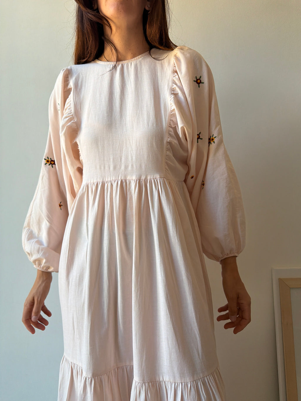 ABITO ROSA ROMANTICO CON MAXI MANICA