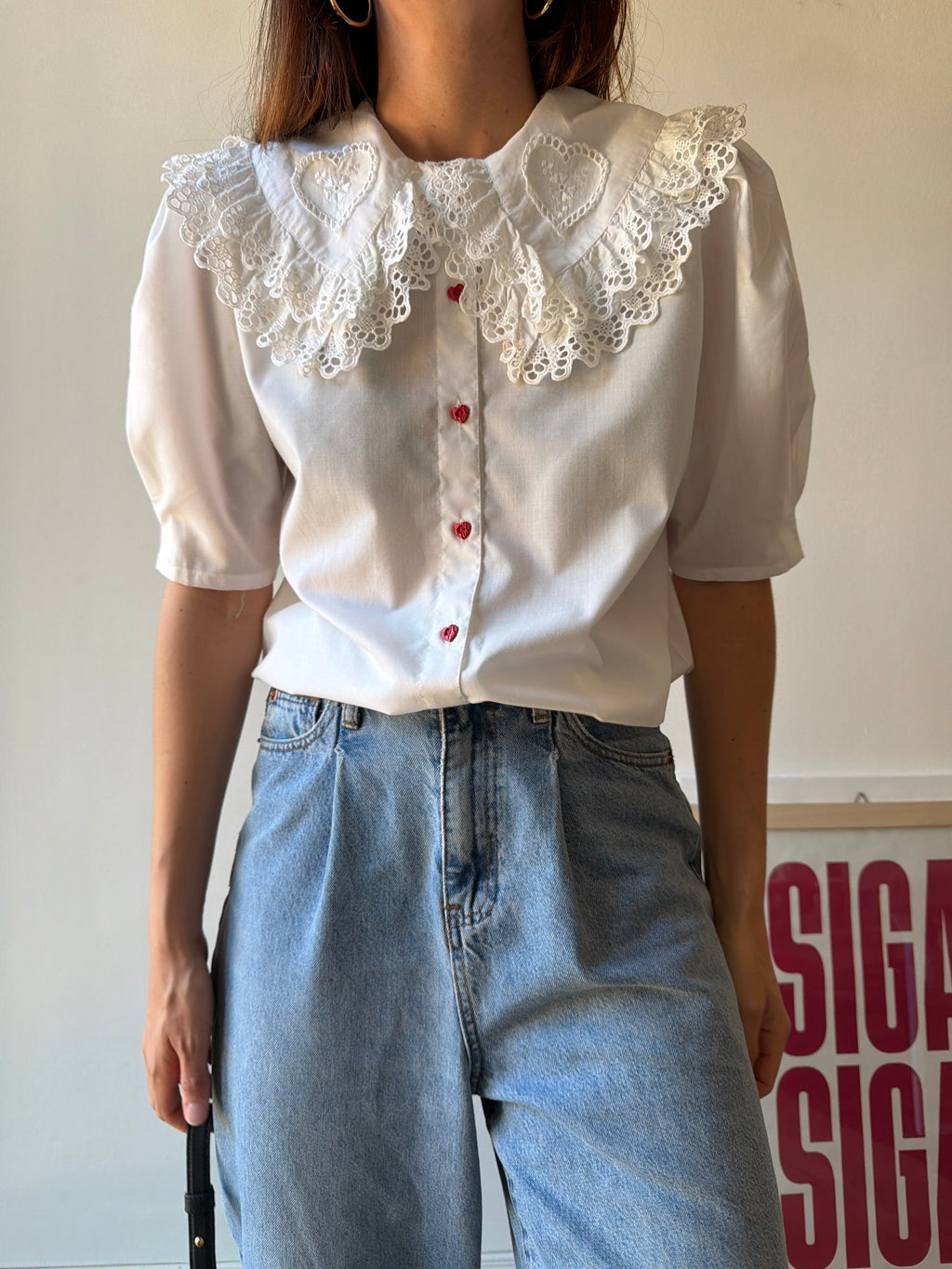 CAMICIA ROMANTICA CON MAXI COLLETTO A CUORE