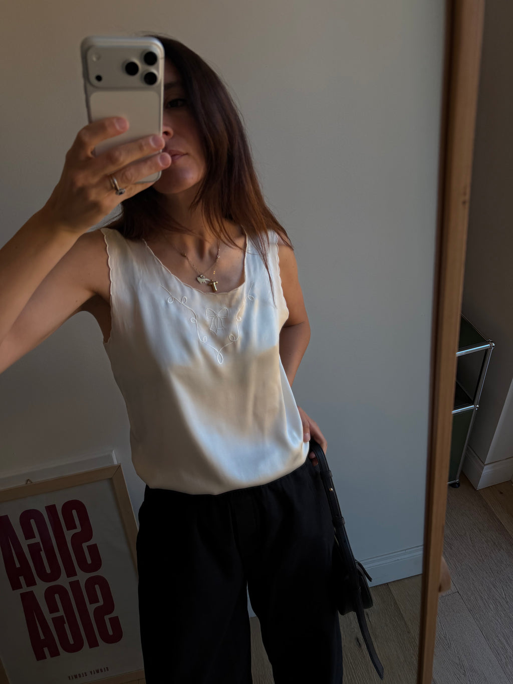 TOP IN SETA CON FIOCCO