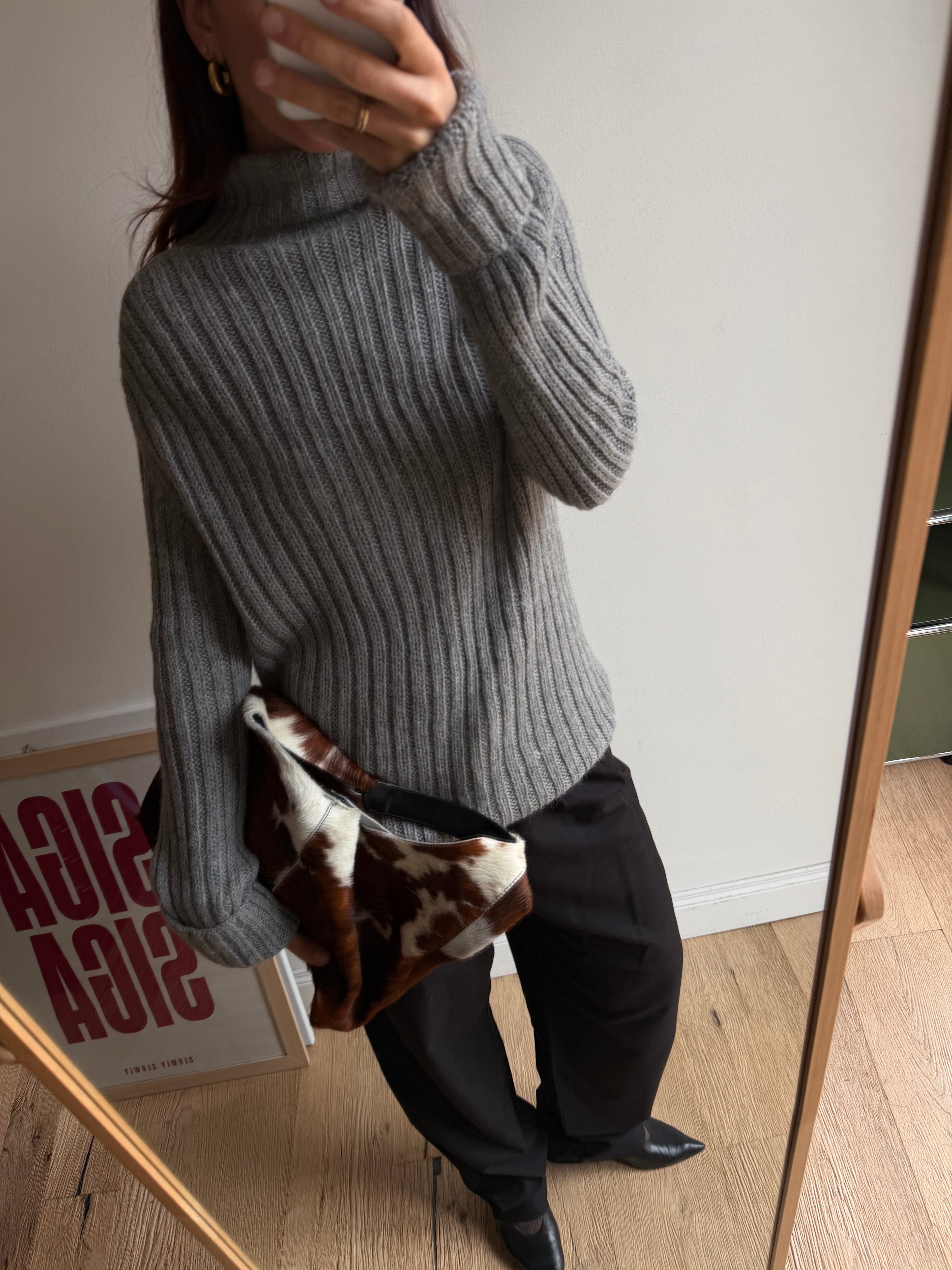 MAGLIONE A COSTE GRIGIO IN BABY ALPACA