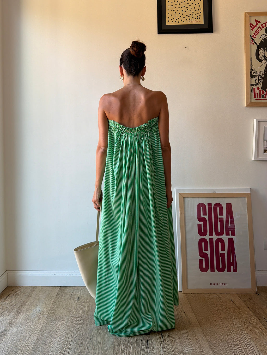 ABITO A RIGHETTE VERDI