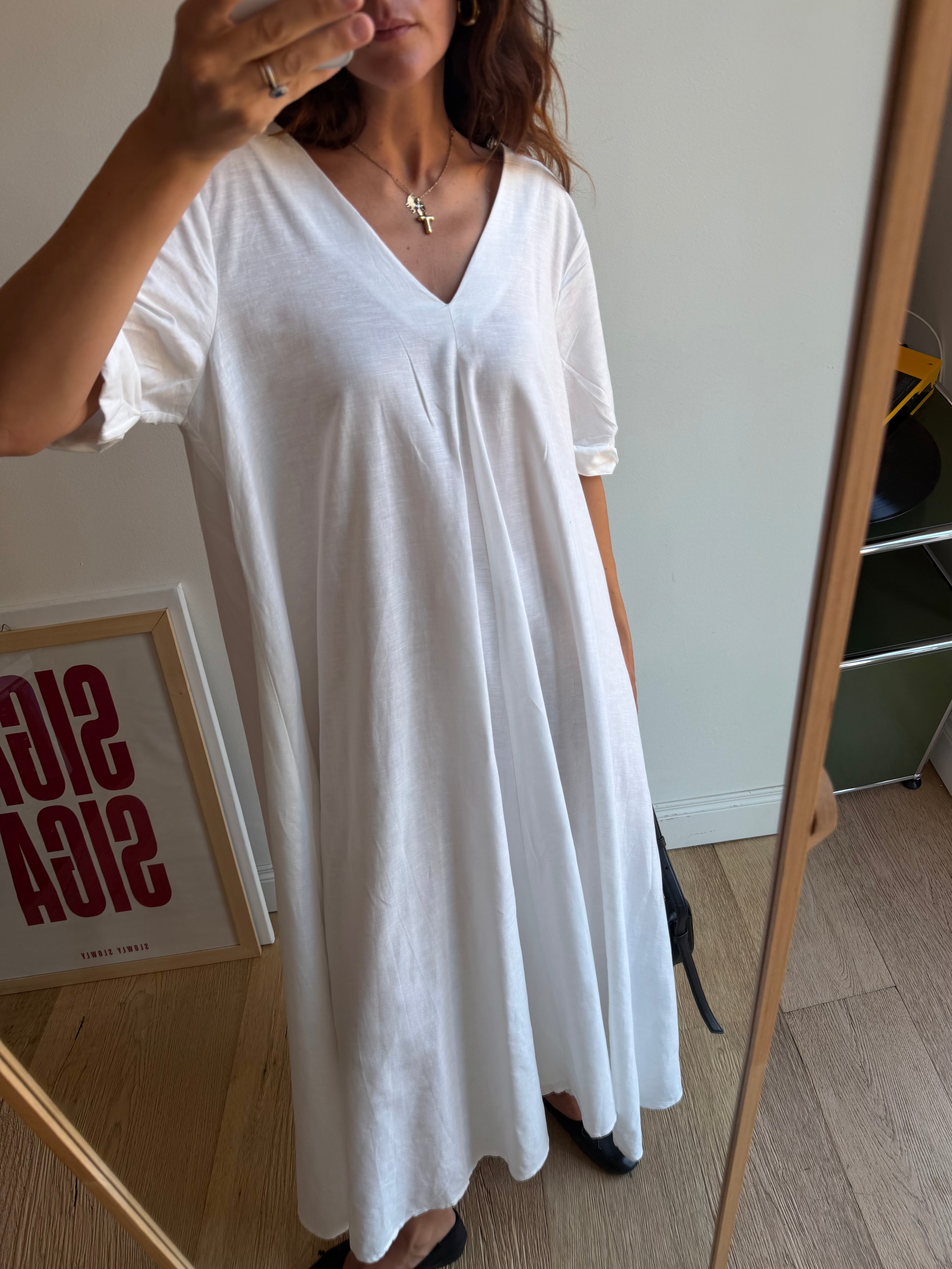 MAXI VESTITO IN LINO BIANCO