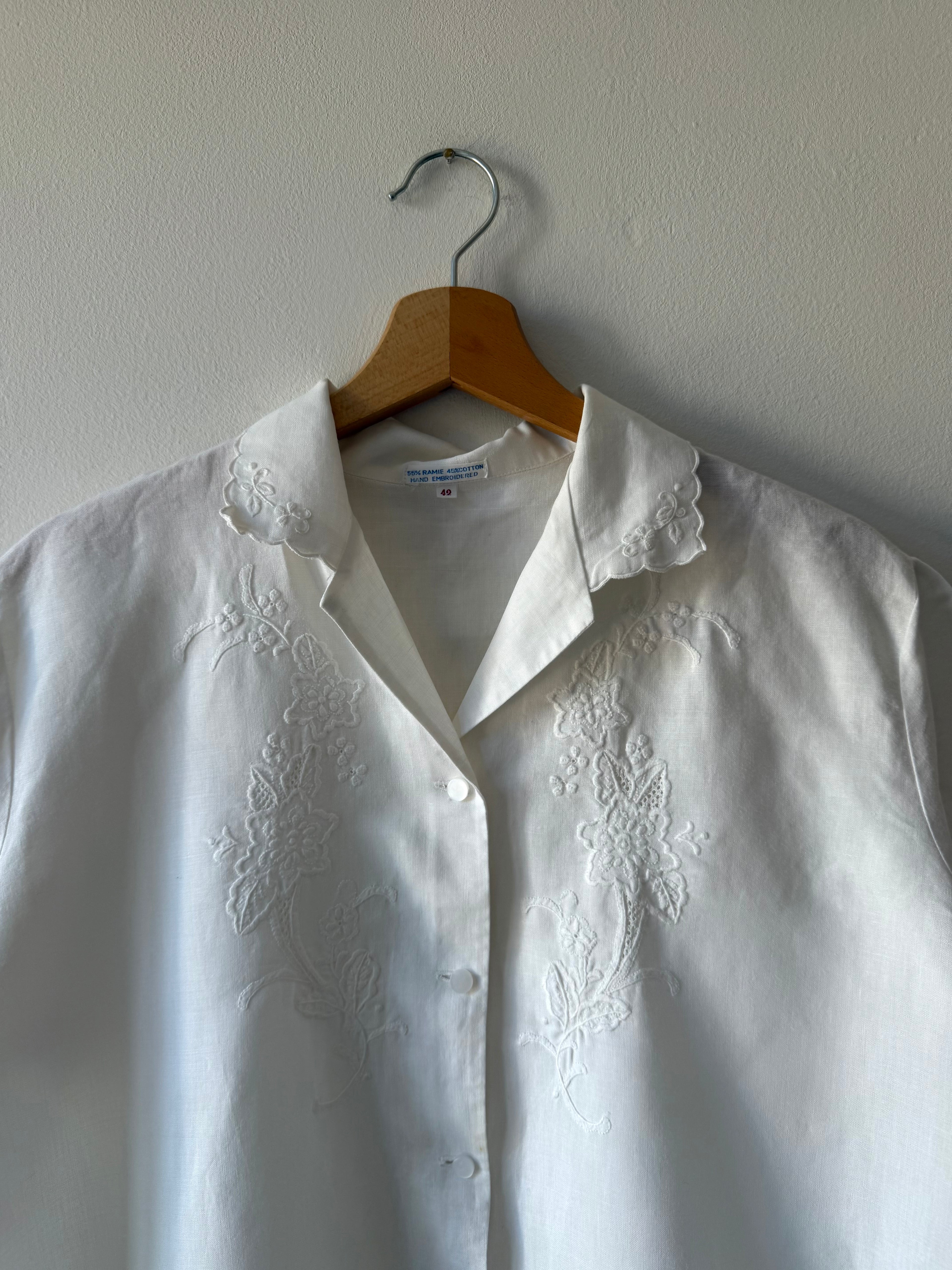 CAMICIA IN LINO RICAMATA
