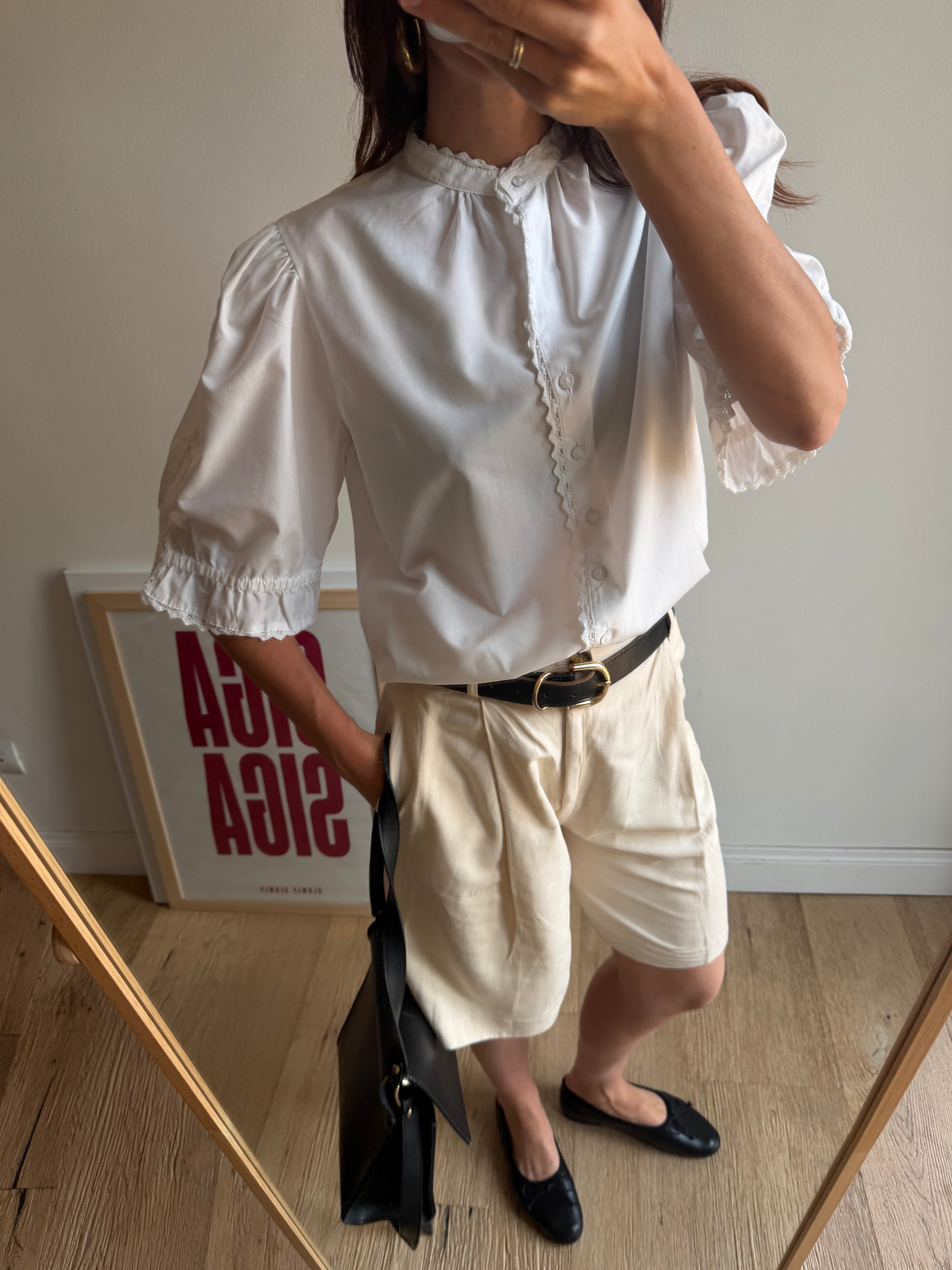 CAMICIA BIANCA CON MANICHE AMPIE