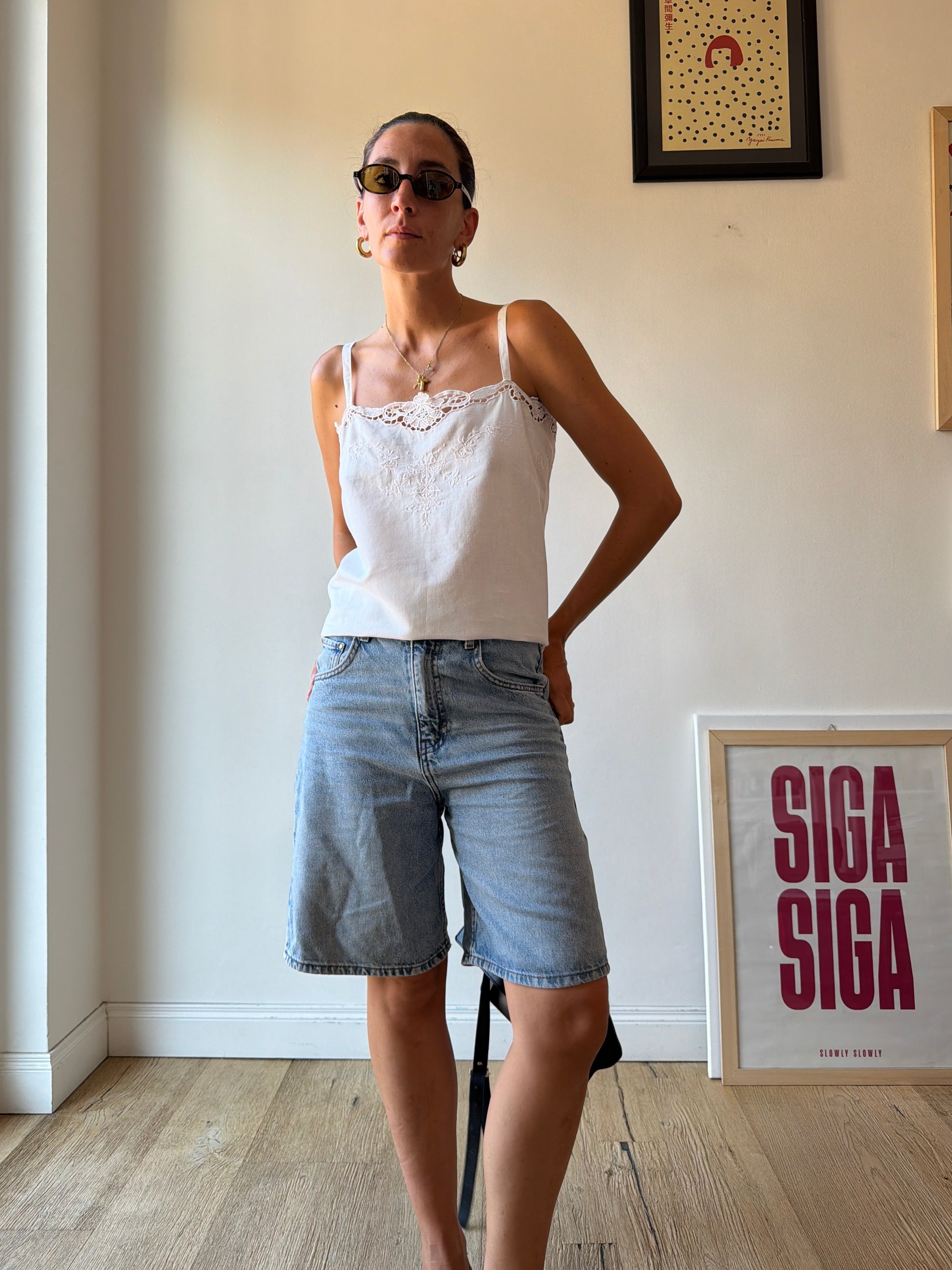 TOP IN LINO RICAMATO