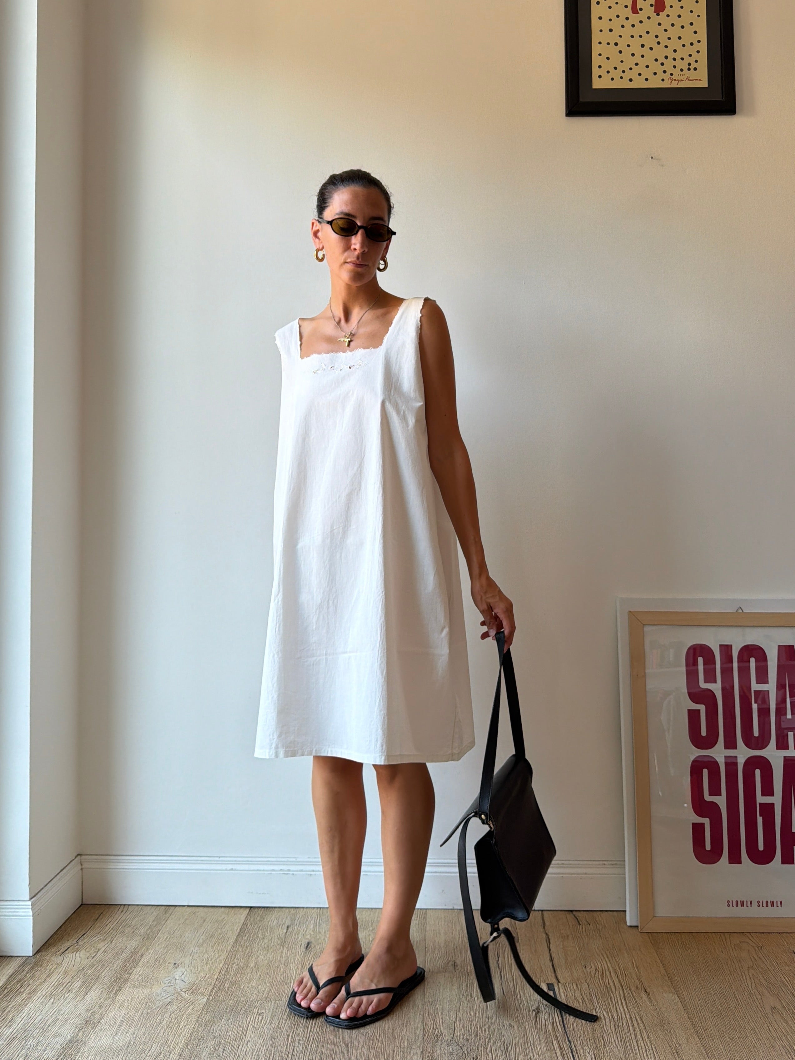 SLIP DRESS RICAMATO AMPIO