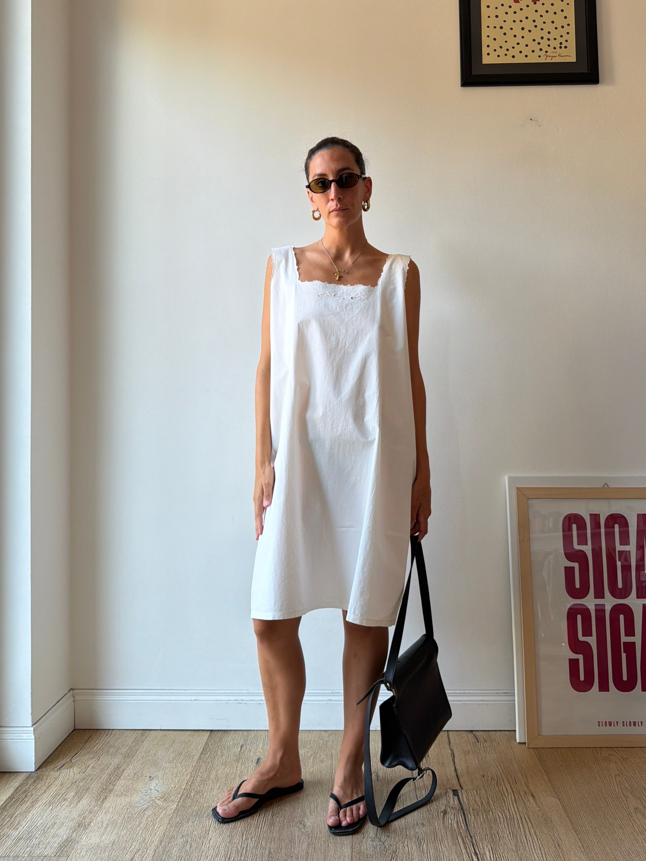 SLIP DRESS RICAMATO AMPIO