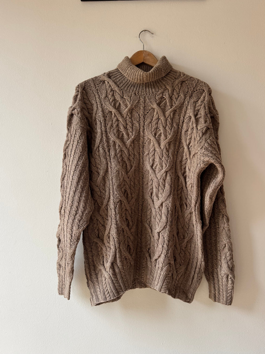 MAGLIONE TRECCE CAPPUCCINO