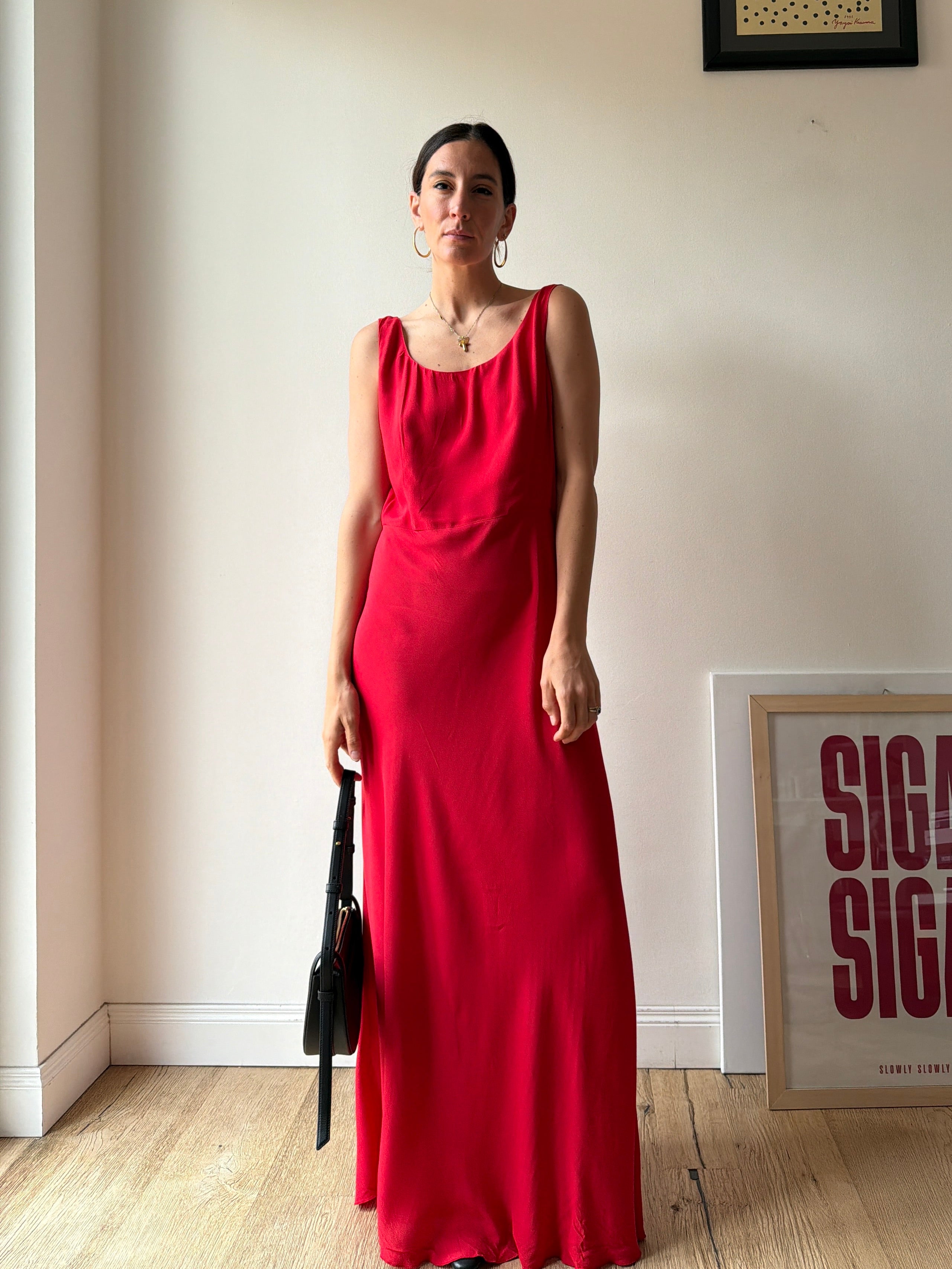 ABITO ROSSO LUNGO