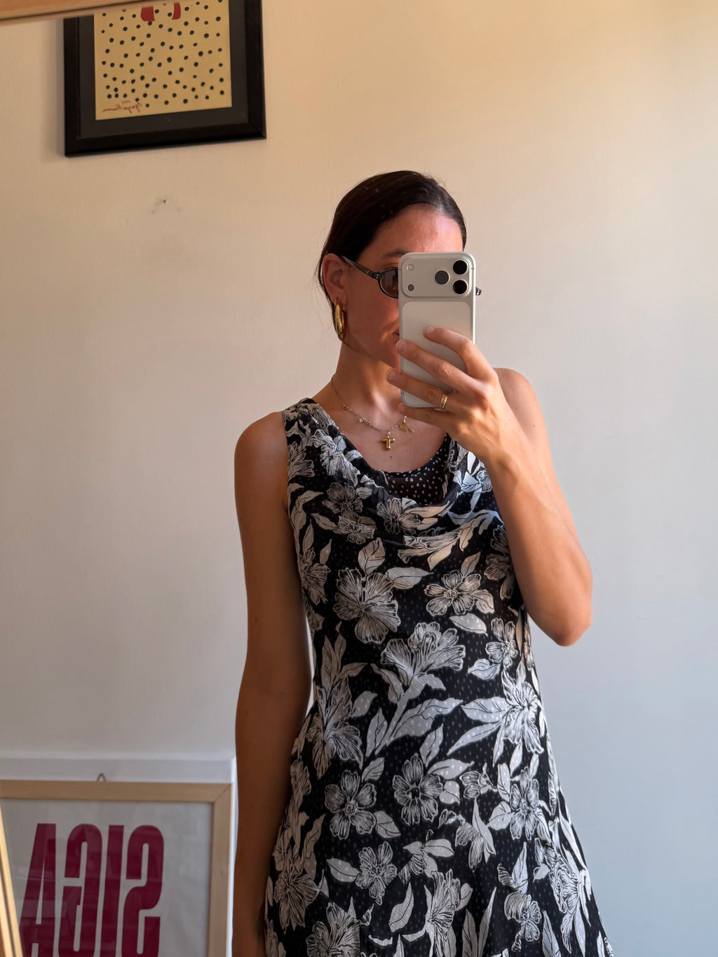 ABITO IN SETA FIORI E POIS