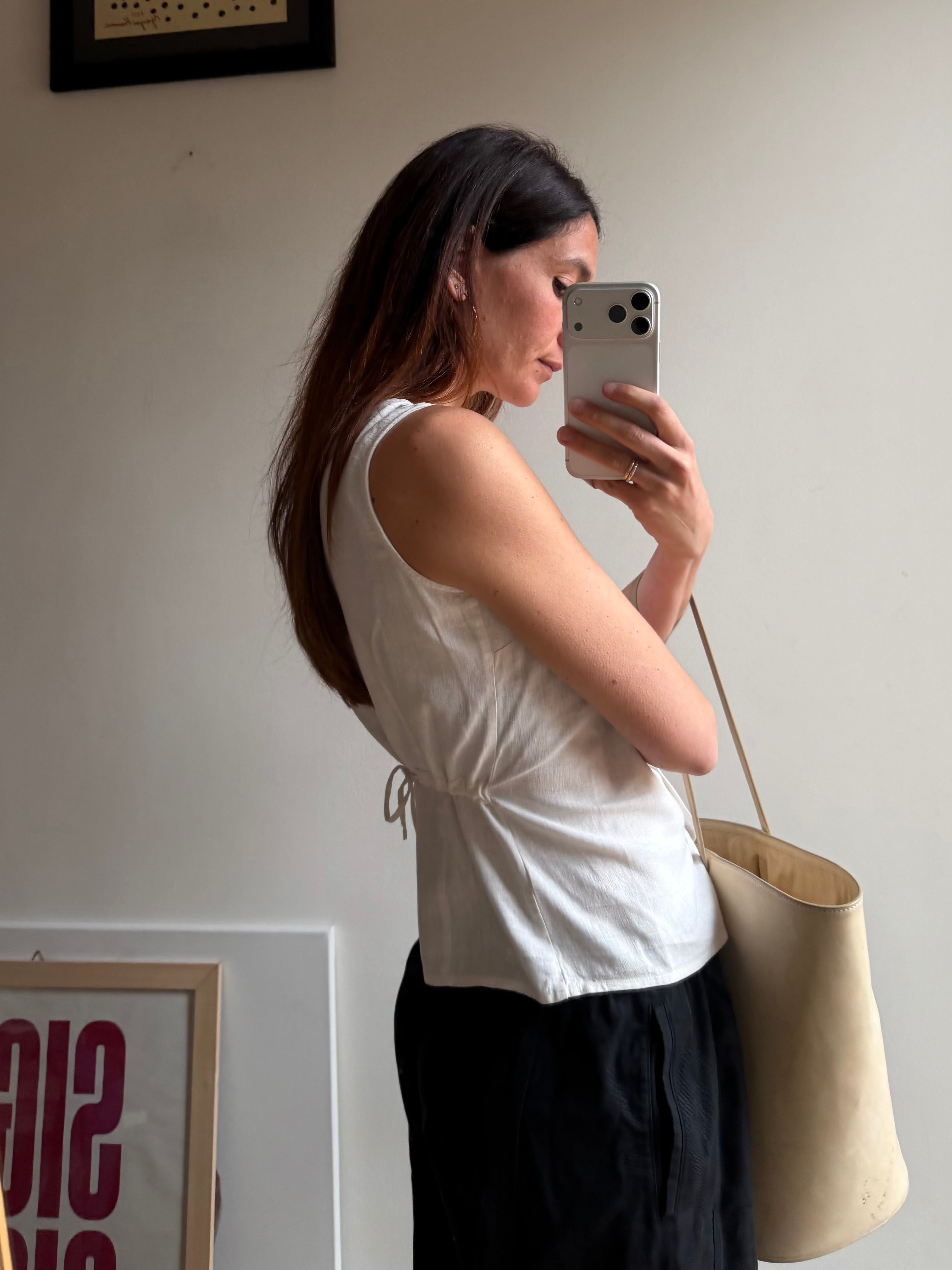 TOP IN LINO CON BOTTONCINI