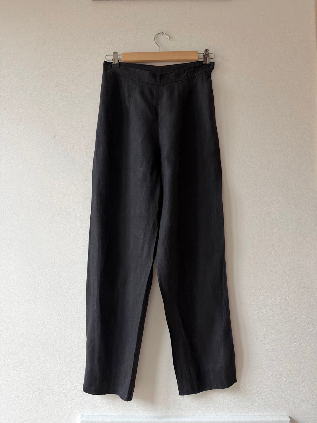 PANTALONI A SIGARETTA IN LINO
