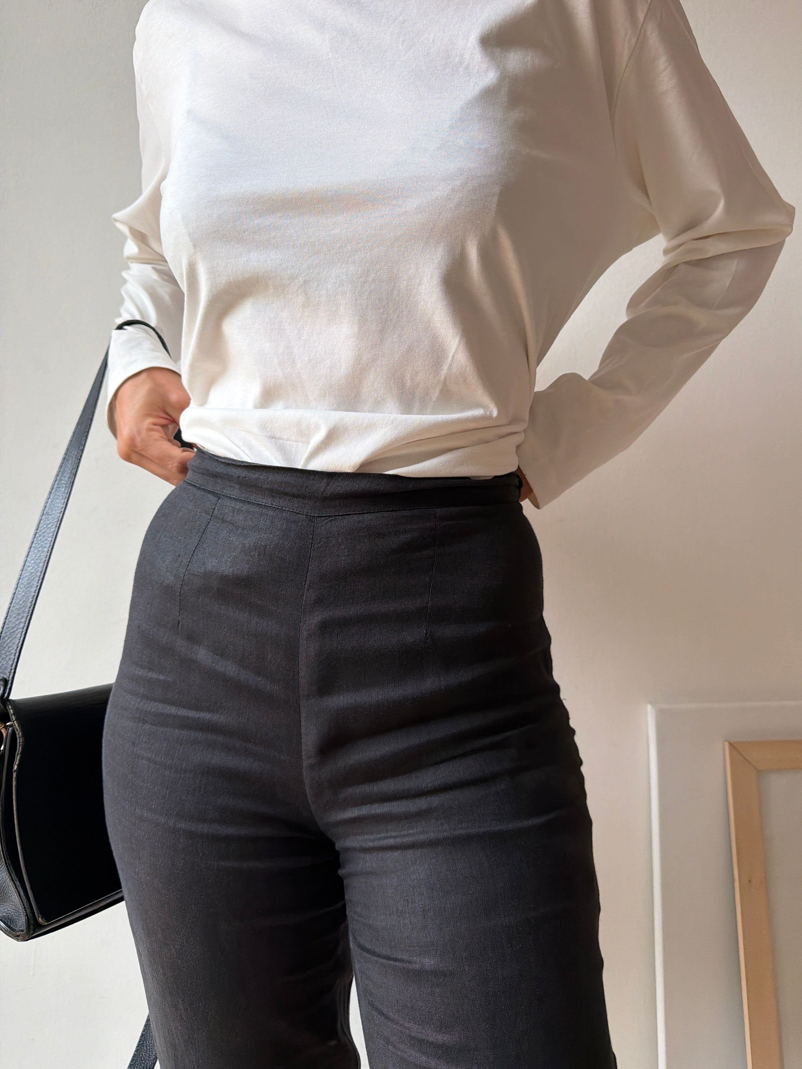 PANTALONI A SIGARETTA IN LINO