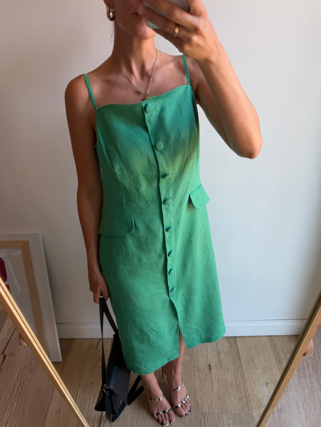ABITO IN LINO VERDE