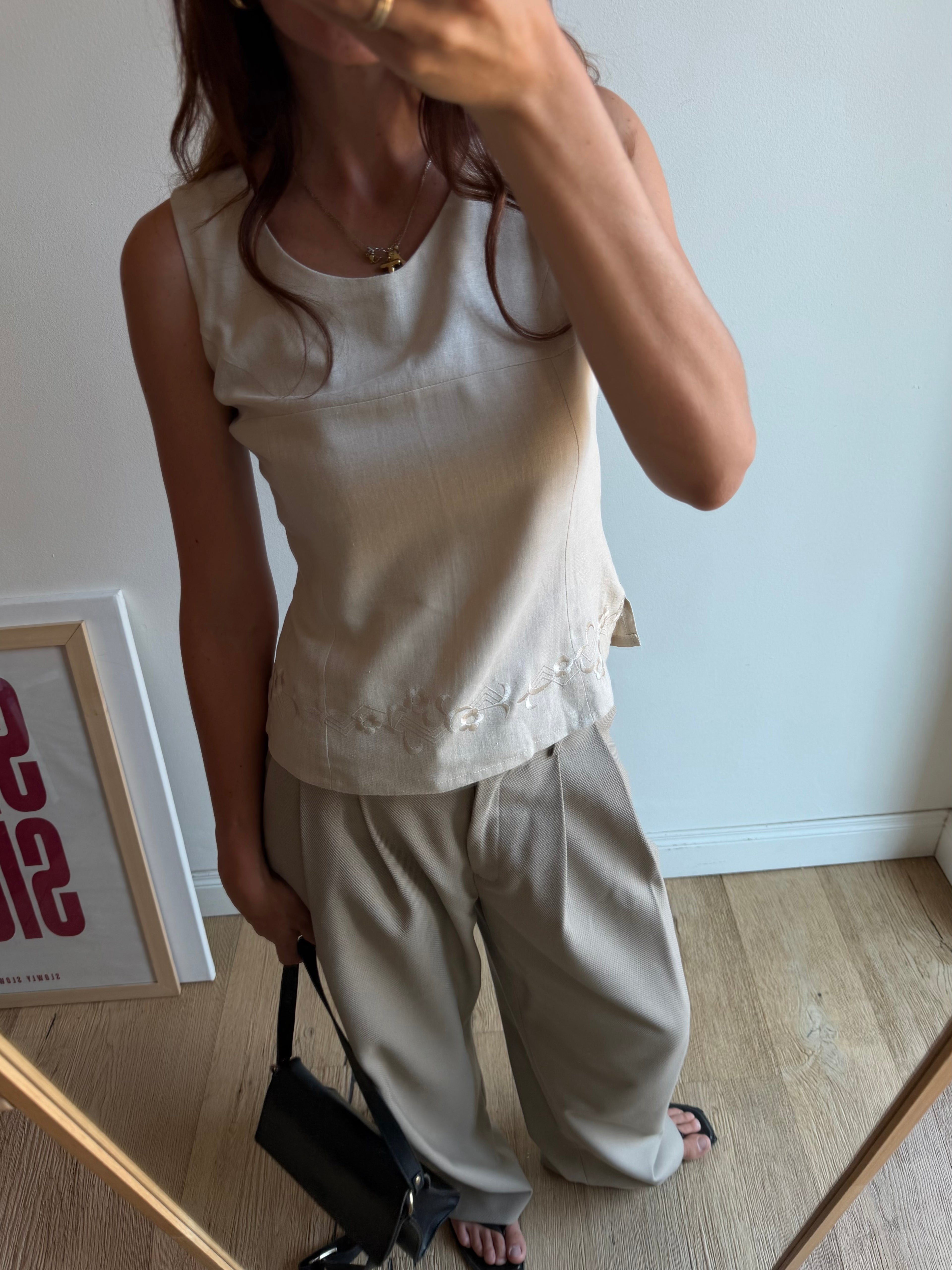 TOP IN LINO CON FIORI