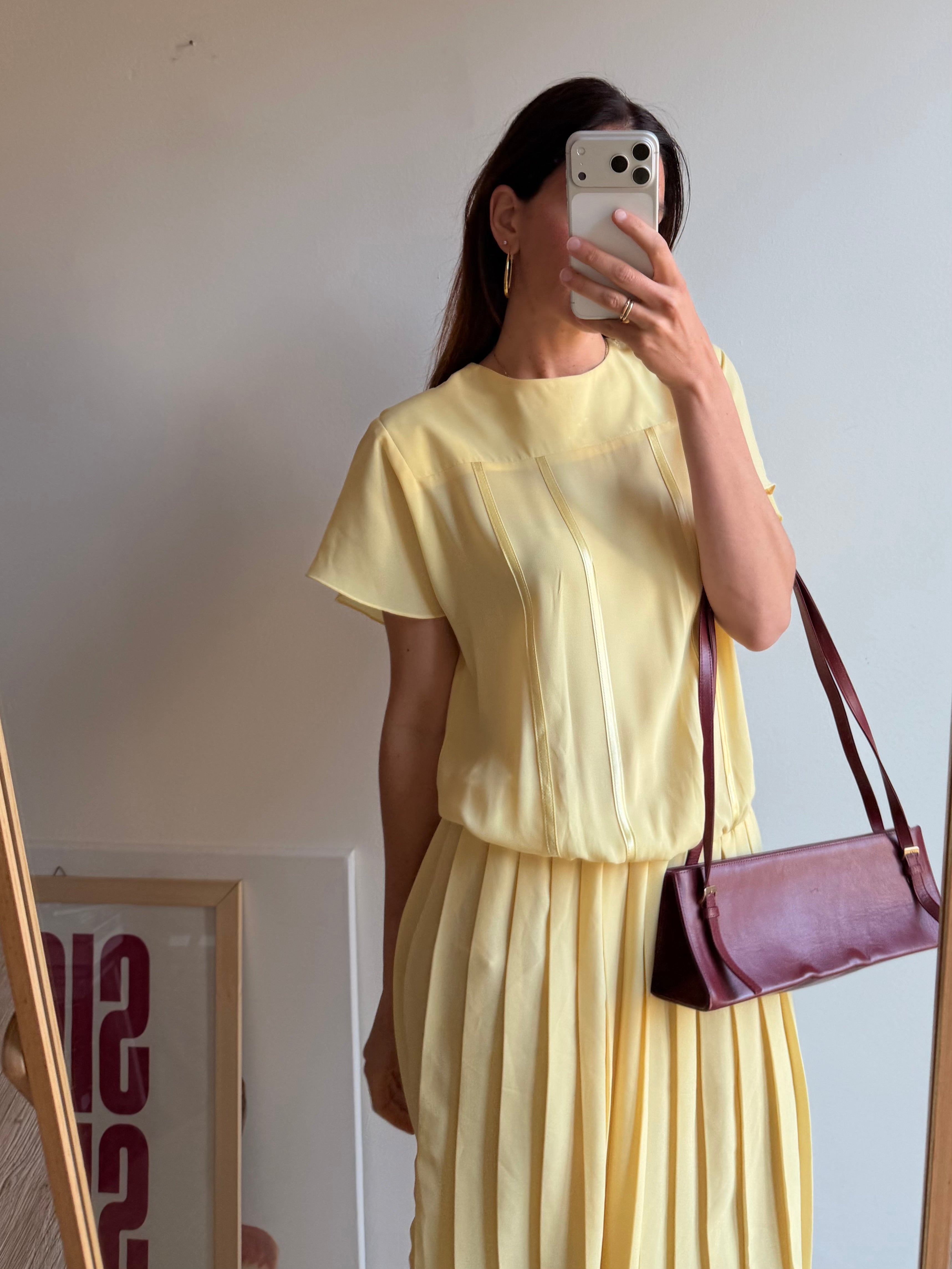 ABITO GIALLO BANANA PLISSE'
