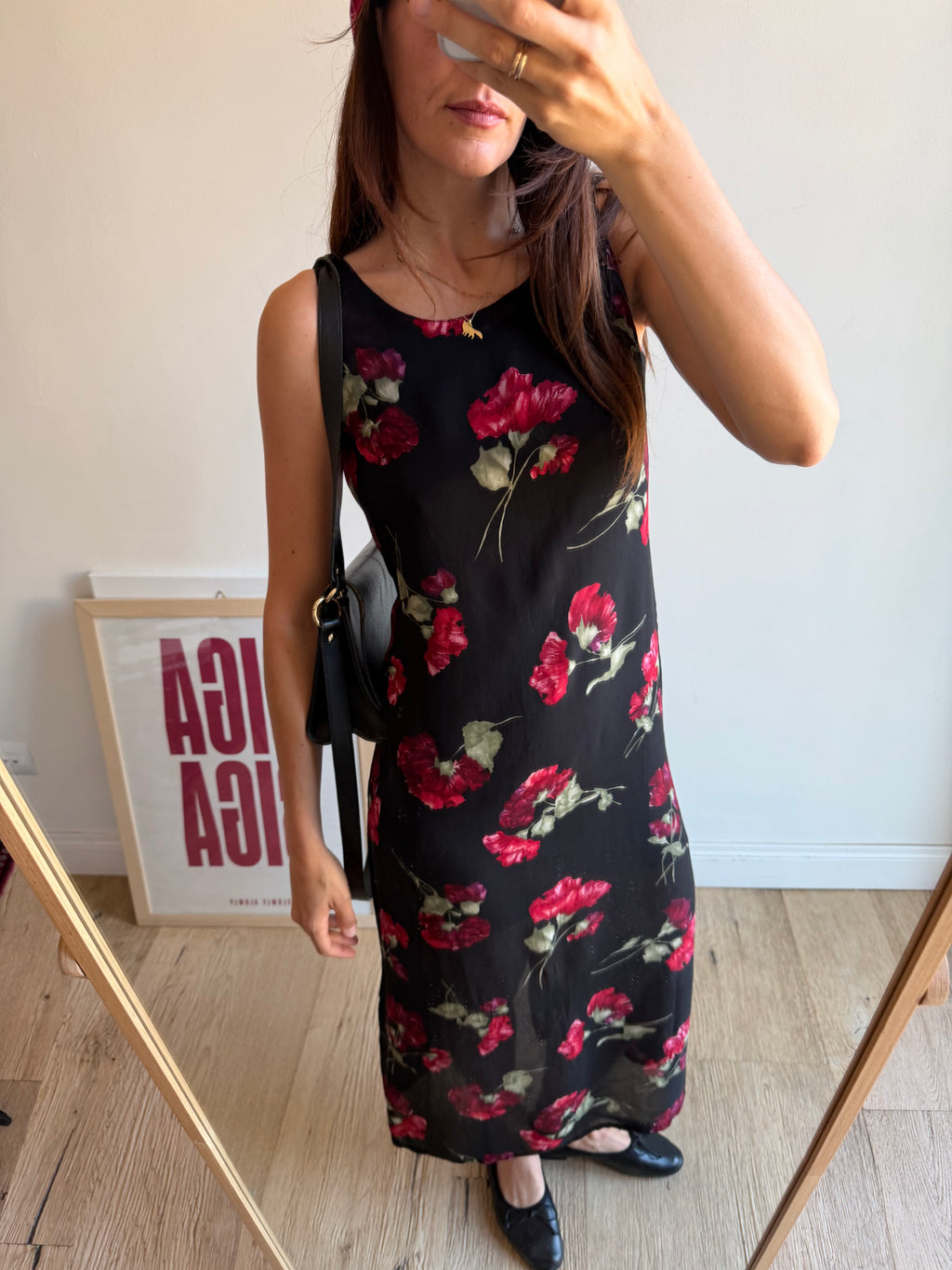 ABITO CON ROSE