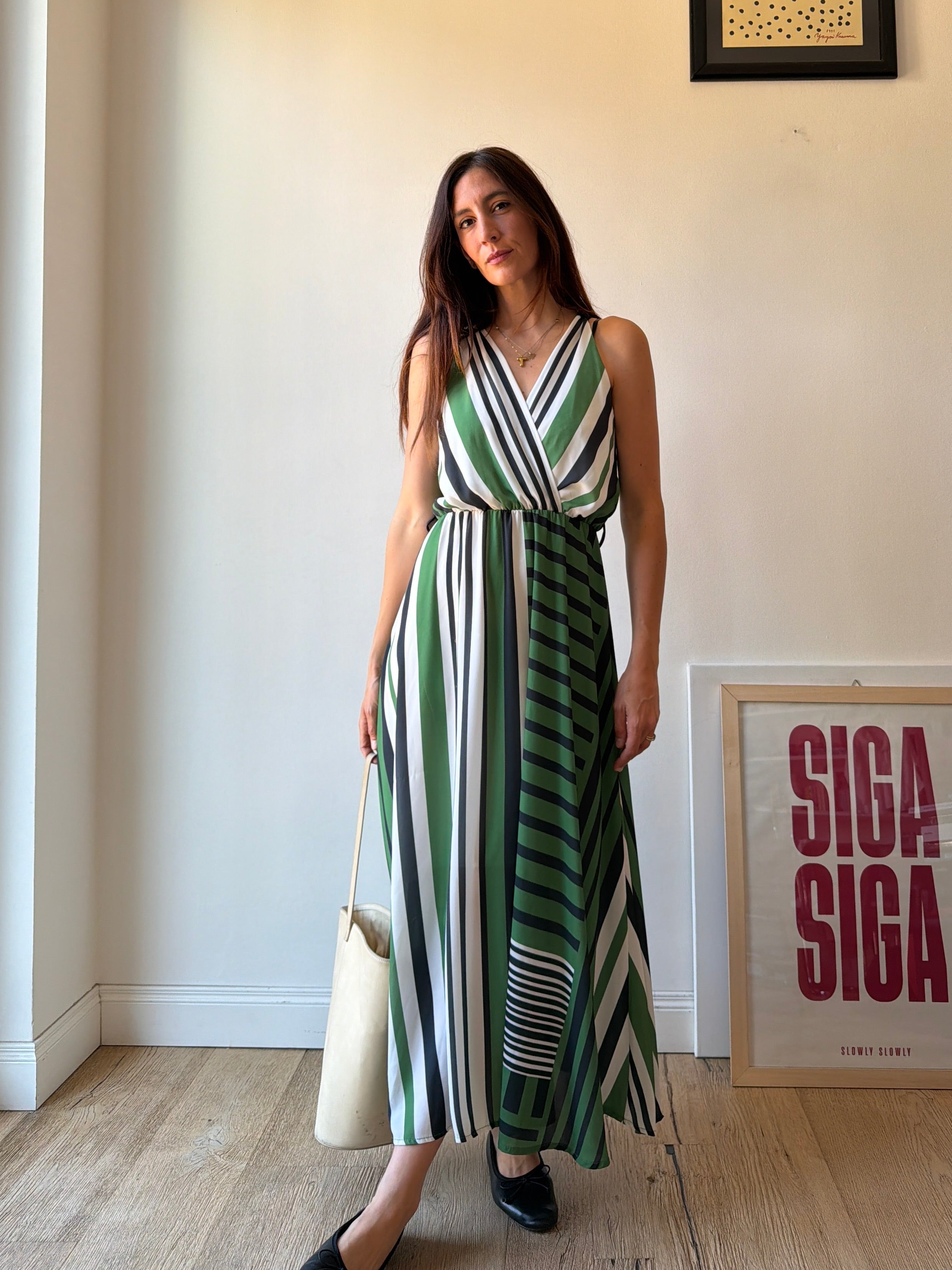 ABITO LUNGO A RIGHE VERDE