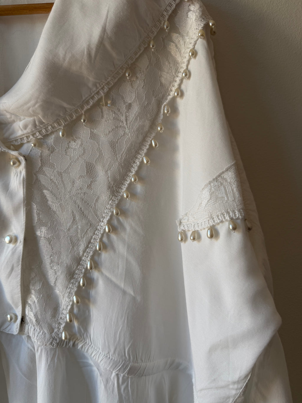 CAMICIA BIANCA DECORATA
