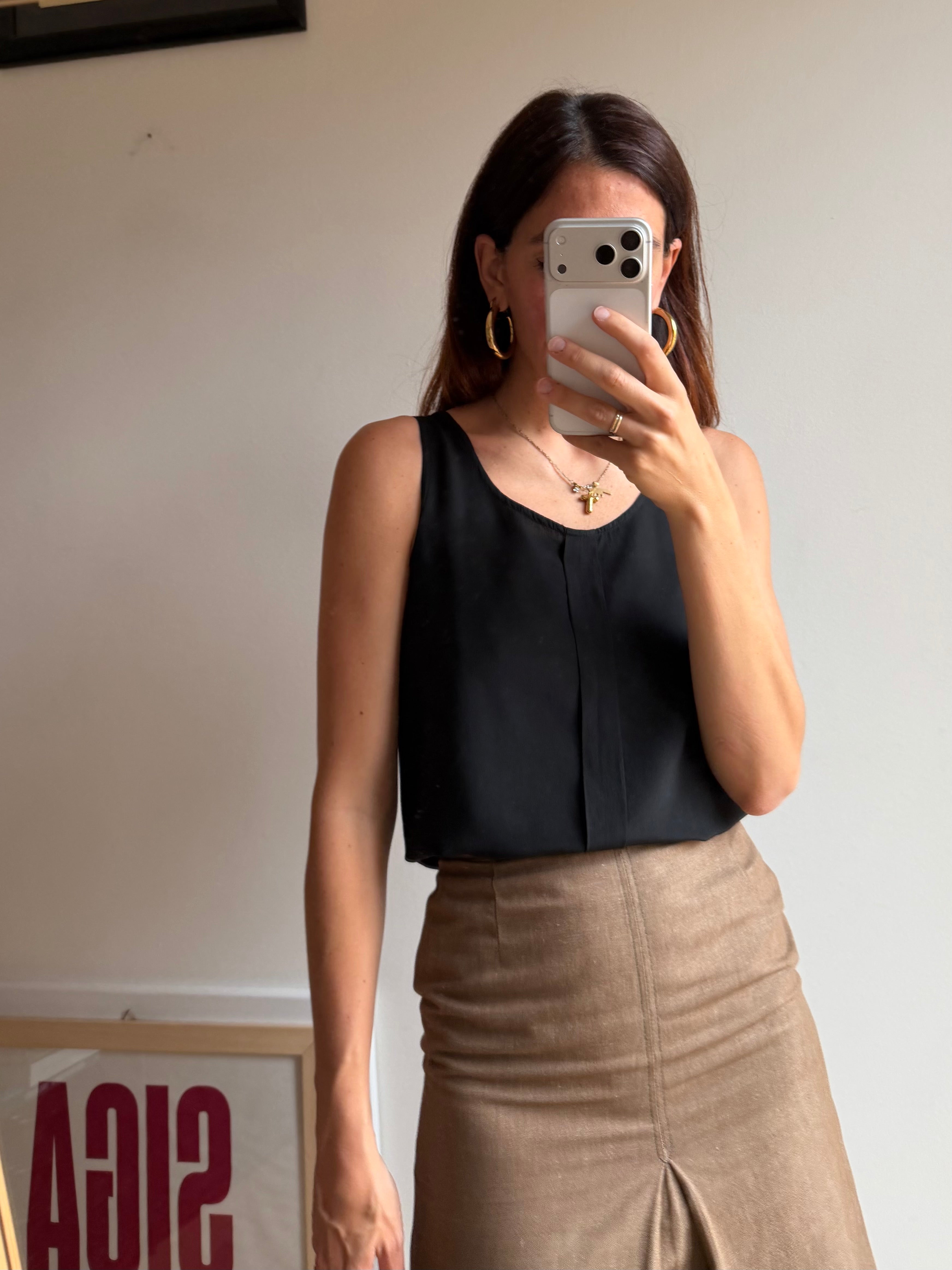 TOP IN SETA NERA