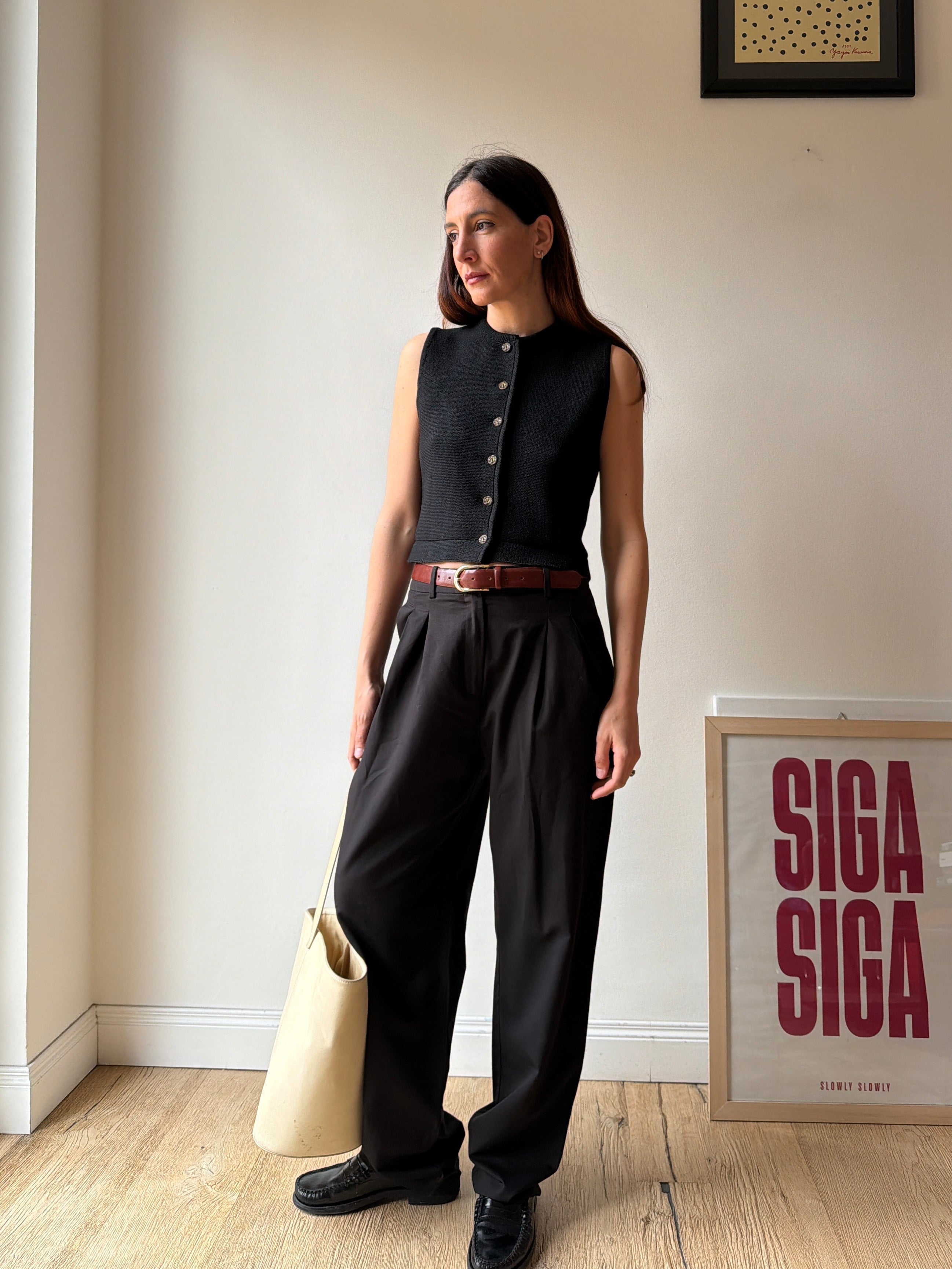 GILET NERO IN LANA