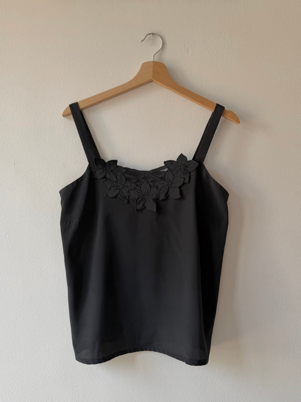 TOP CON FIORI