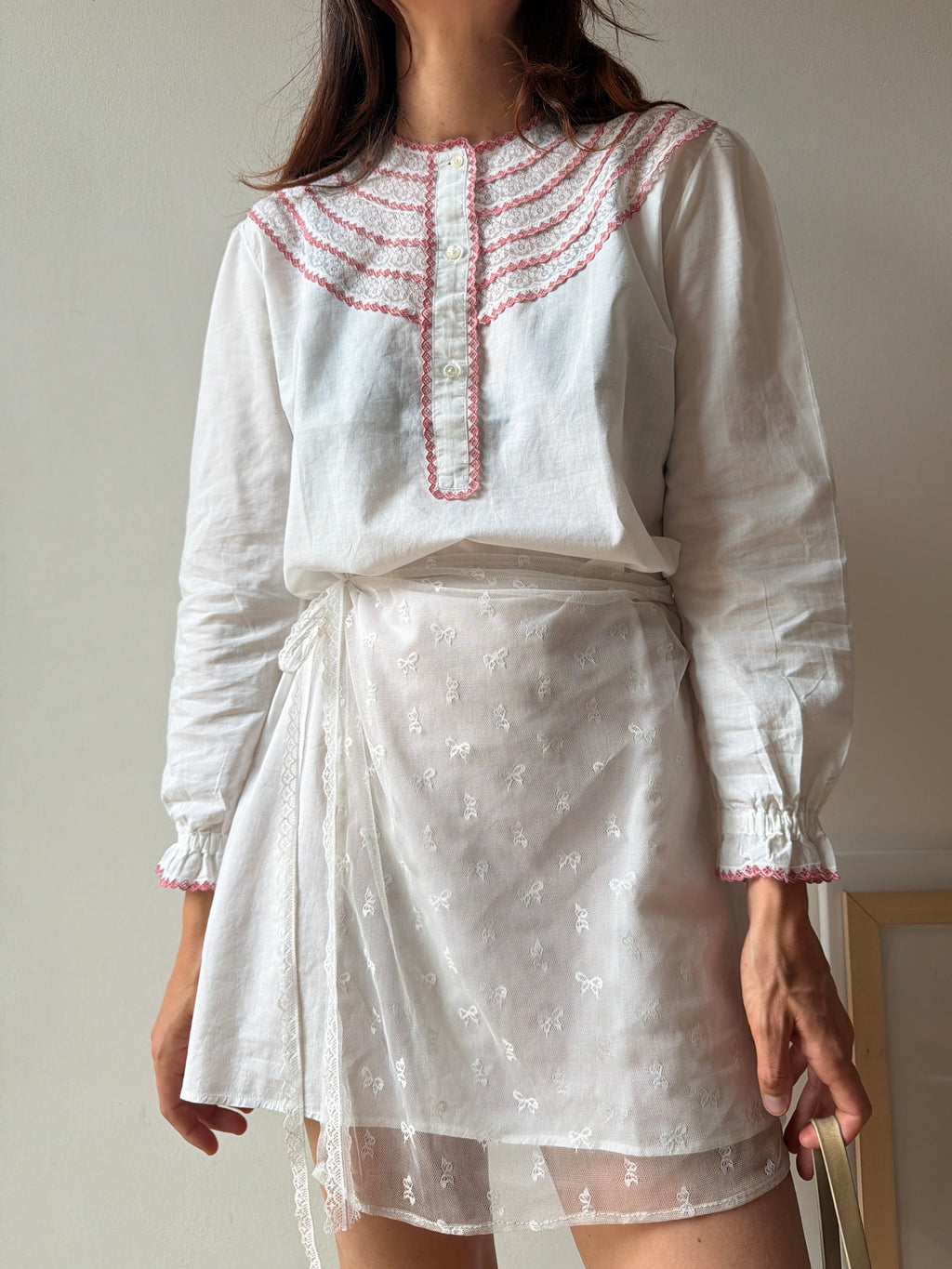 ABITO CON PIZZO