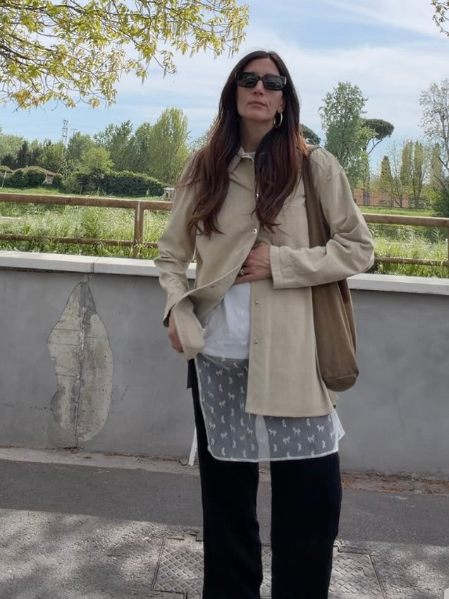 CAMICIA IN SUEDE SABBIA